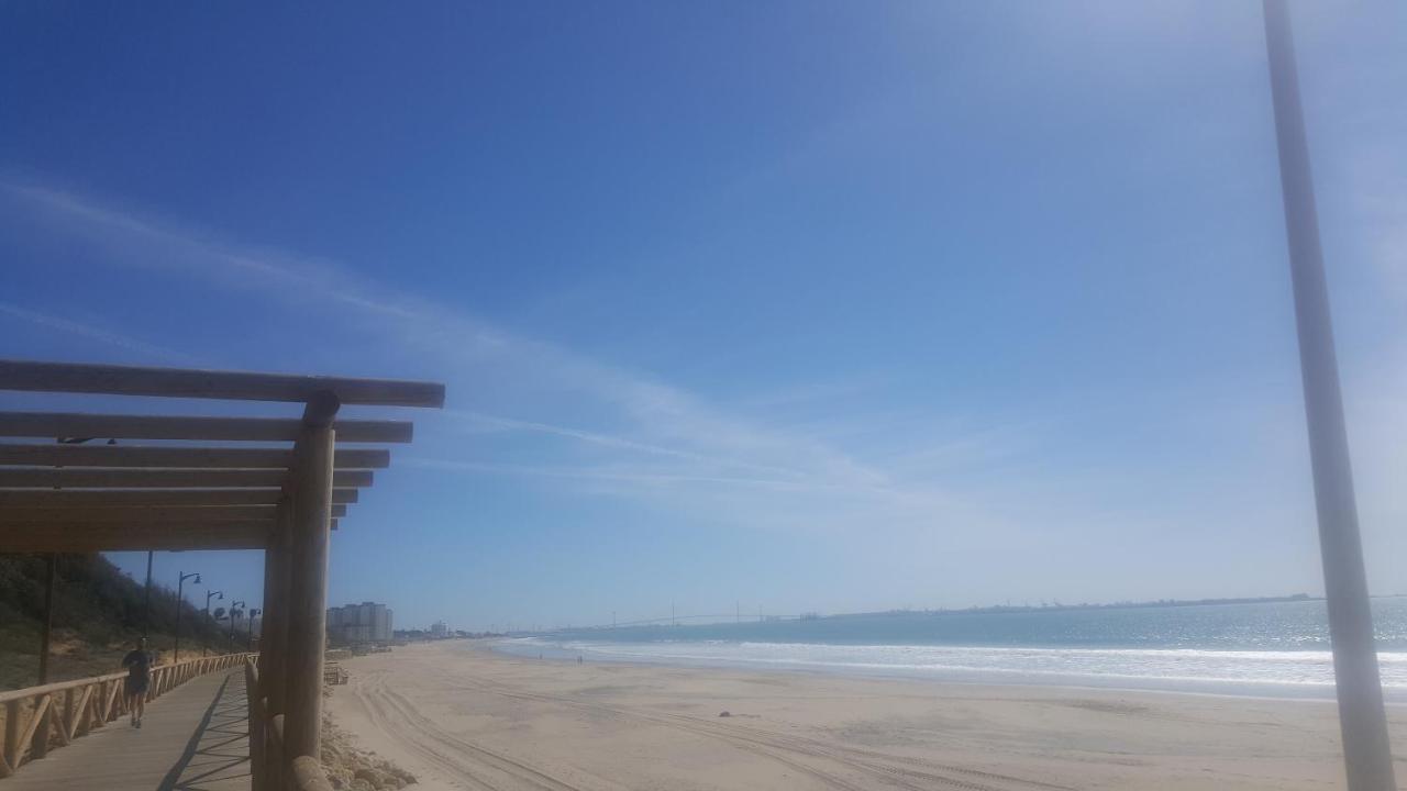 Vacaciones De Lujo.Chalet Piscina Y Playa.El Puerto 엘푸에르토데산타마리아 외부 사진