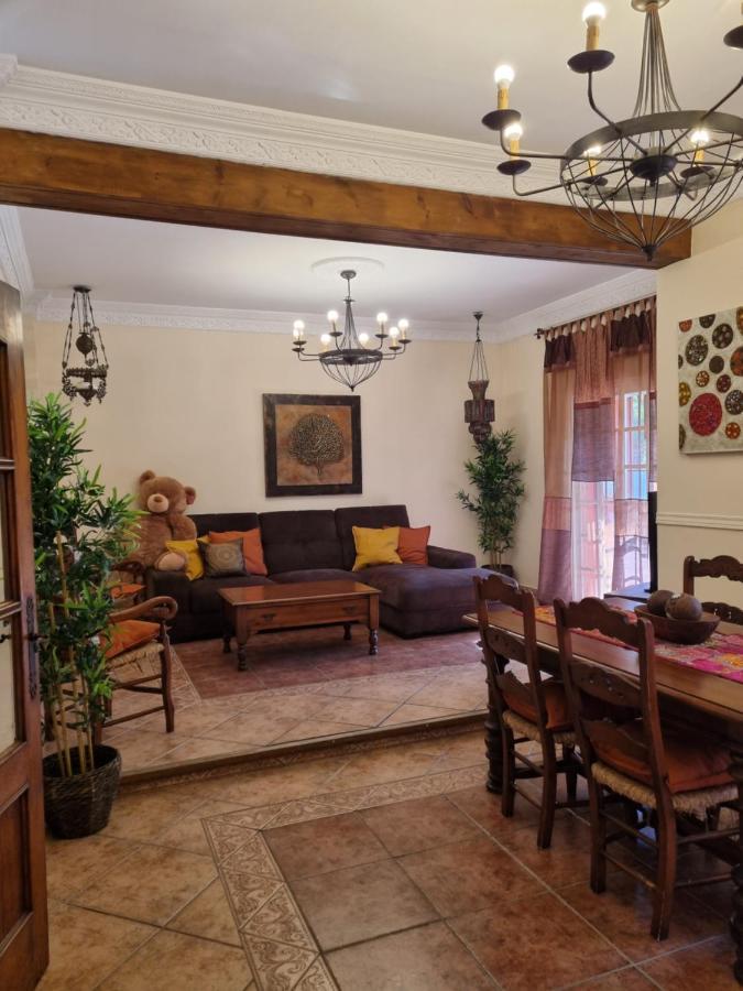 Vacaciones De Lujo.Chalet Piscina Y Playa.El Puerto 엘푸에르토데산타마리아 외부 사진