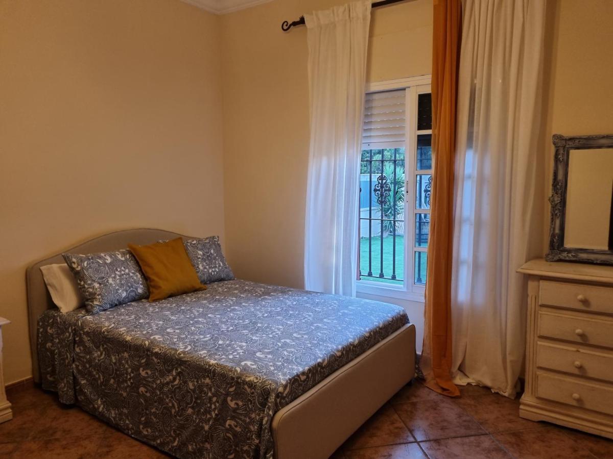 Vacaciones De Lujo.Chalet Piscina Y Playa.El Puerto 엘푸에르토데산타마리아 외부 사진